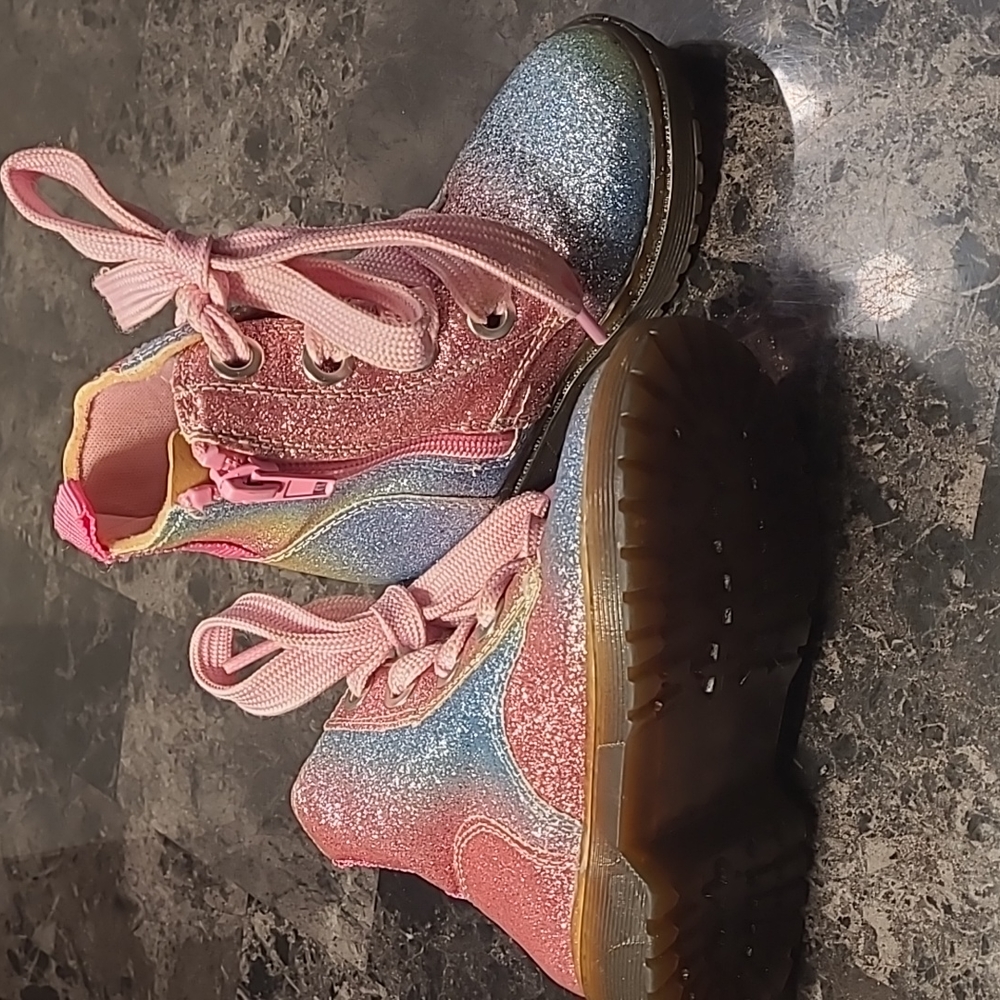 Unr8ed Elsie Girls 7 glitter sparkly ankle boots cotton candy colors pink laces